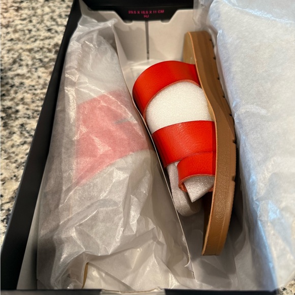 Corkys Just a Fling Red Sandals NEW - Picture 10 of 10